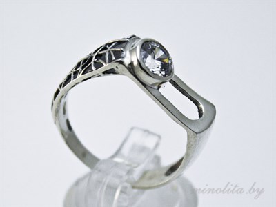 Серебряное кольцо женское с чернением с камнем