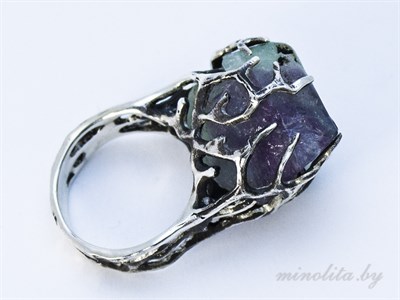 Серебряное кольцо с флюоритом