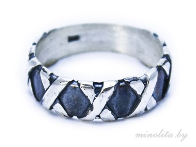 Серебряное кольцо простое с рисунком