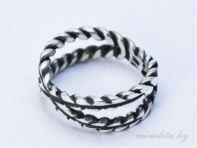 Серебряное кольцо с плетением