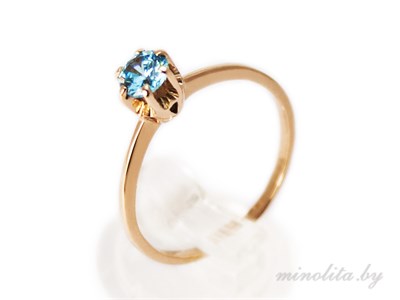 Золотое кольцо с голубым камнем