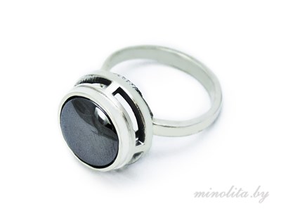 Серебряное кольцо с камнем гематит